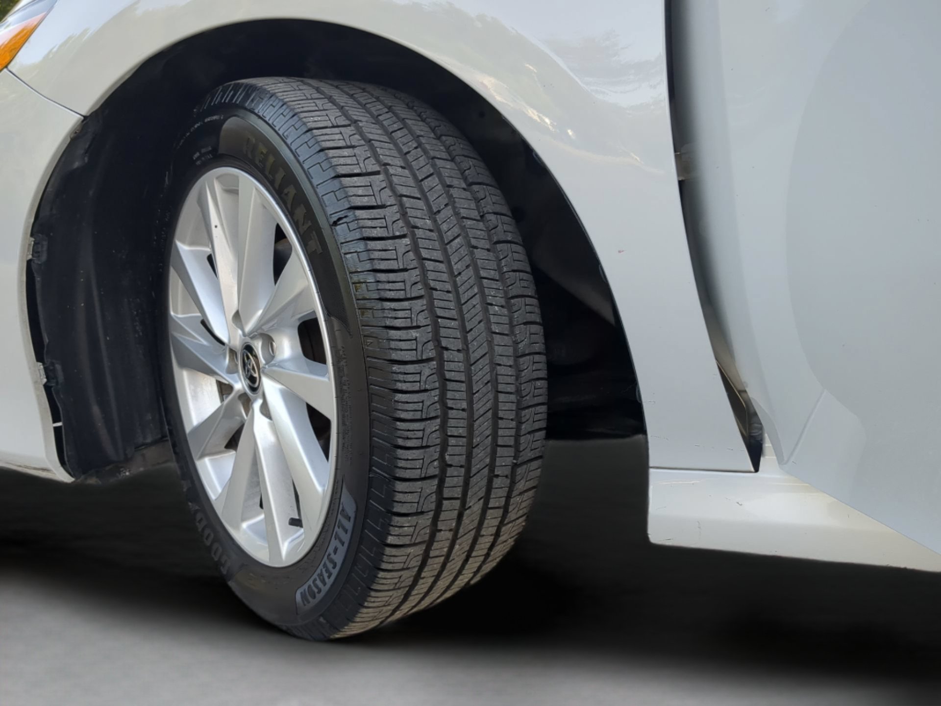 Used 2023 Toyota Camry LE FWD image 68