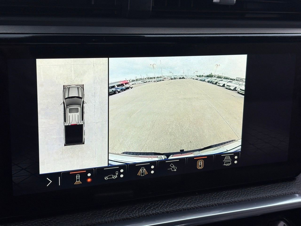 Used 2025 GMC Sierra 1500 Denali w/ Technology Package AWD/4WD image 30