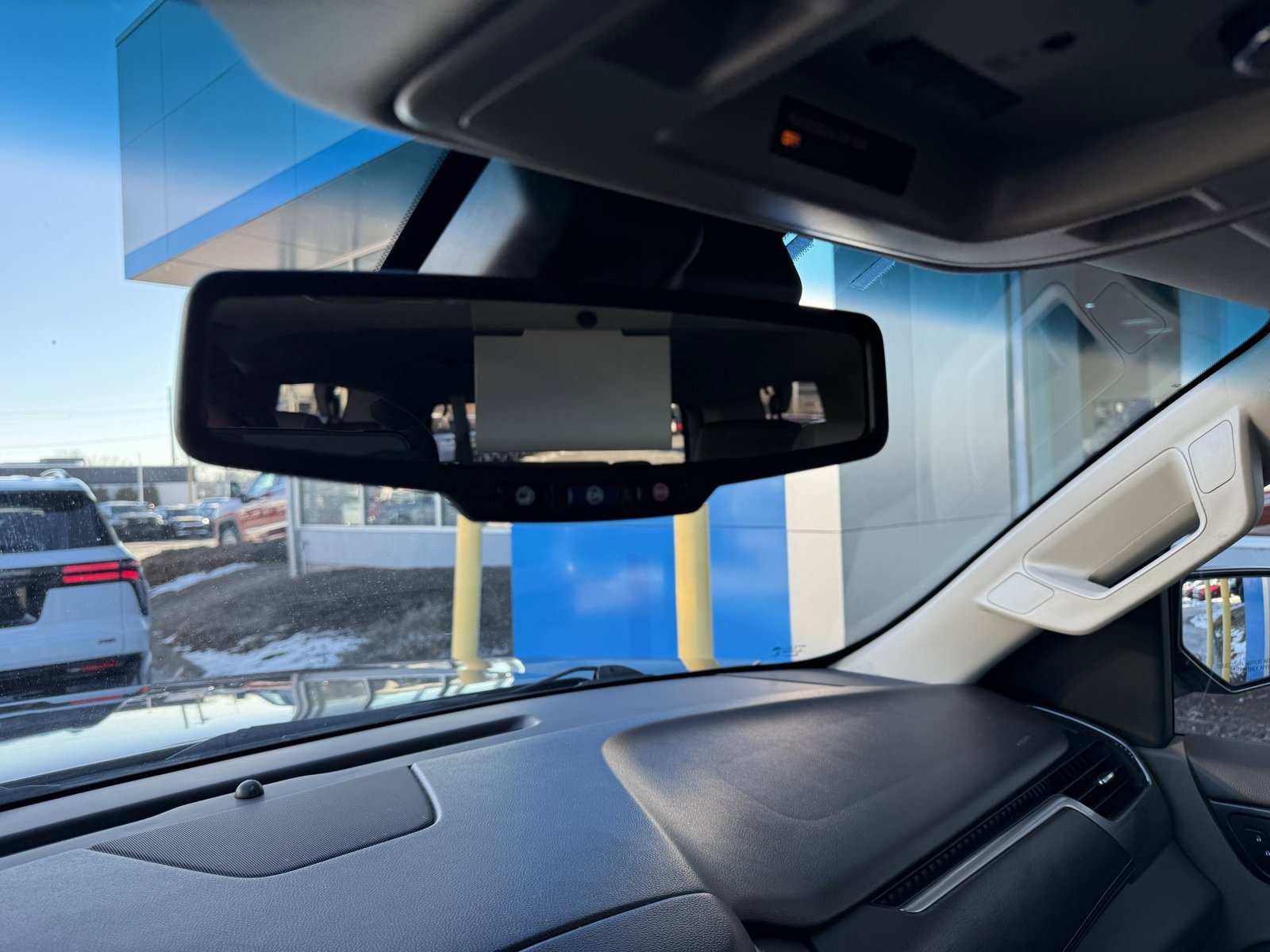 Used 2015 Chevrolet Suburban LTZ image 29