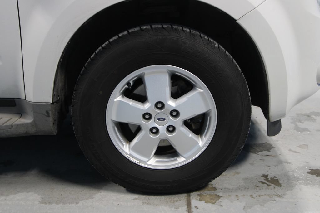 Used 2011 Ford Escape XLT w/ 201A Rapid Spec Order Code FWD image 30