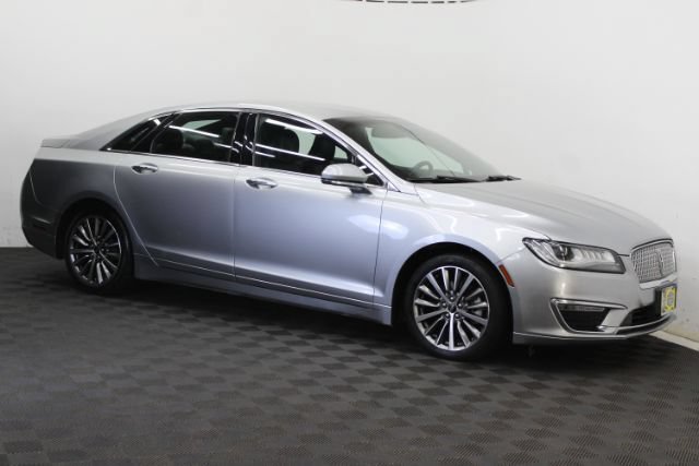 Used 2020 Lincoln MKZ Hybrid w/ Convenience Package FWD image 3