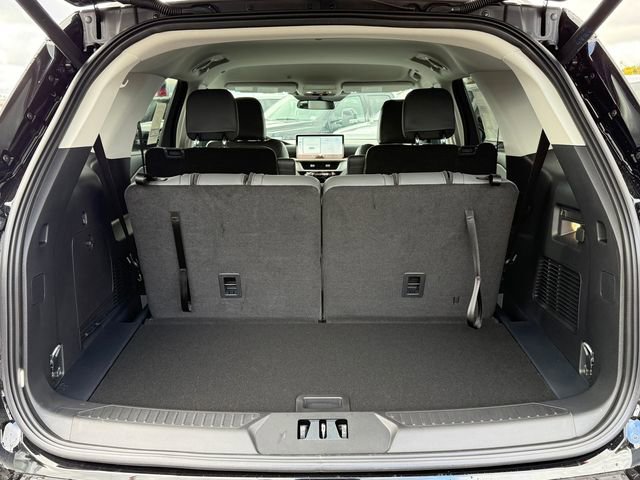 New 2026 Ford Explorer Active w/ Active Comfort Package image 4