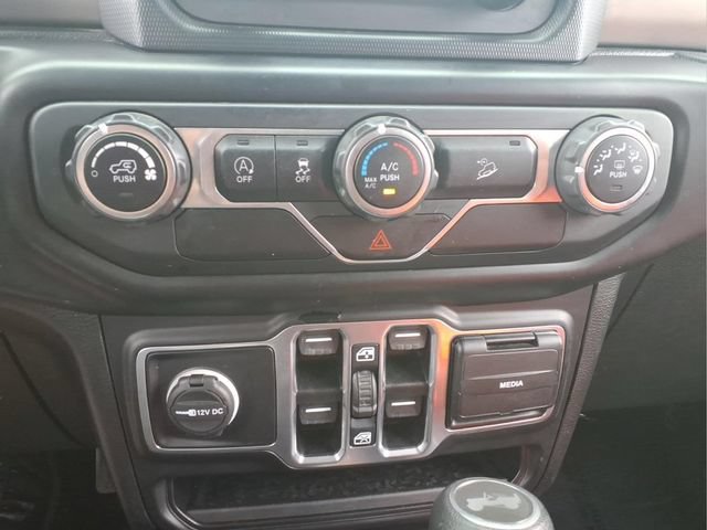 Used 2020 Jeep Wrangler Unlimited Sport AWD/4WD image 33
