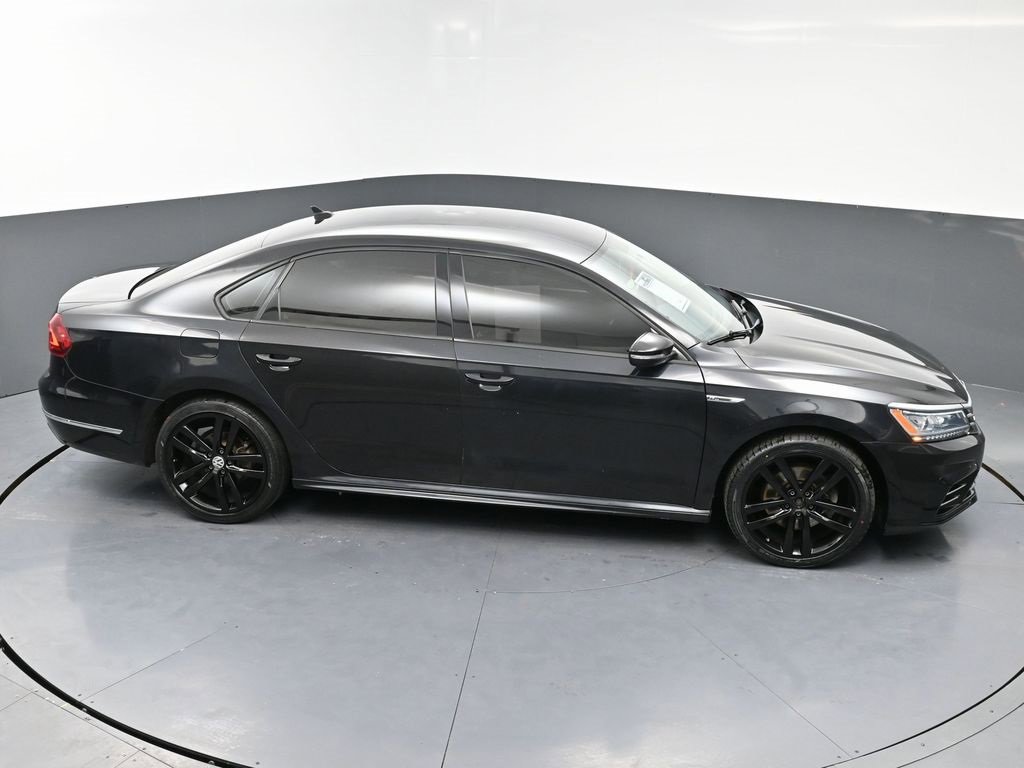 Used 2018 Volkswagen Passat 2.0T S image 43