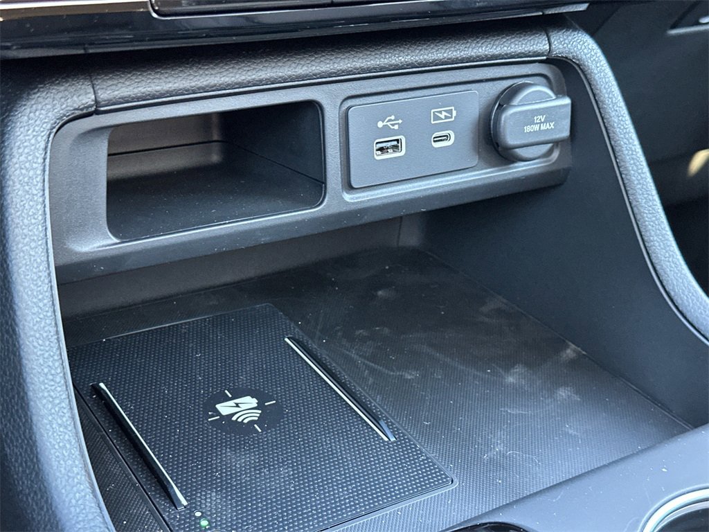 New 2025 Honda Pilot Touring image 31