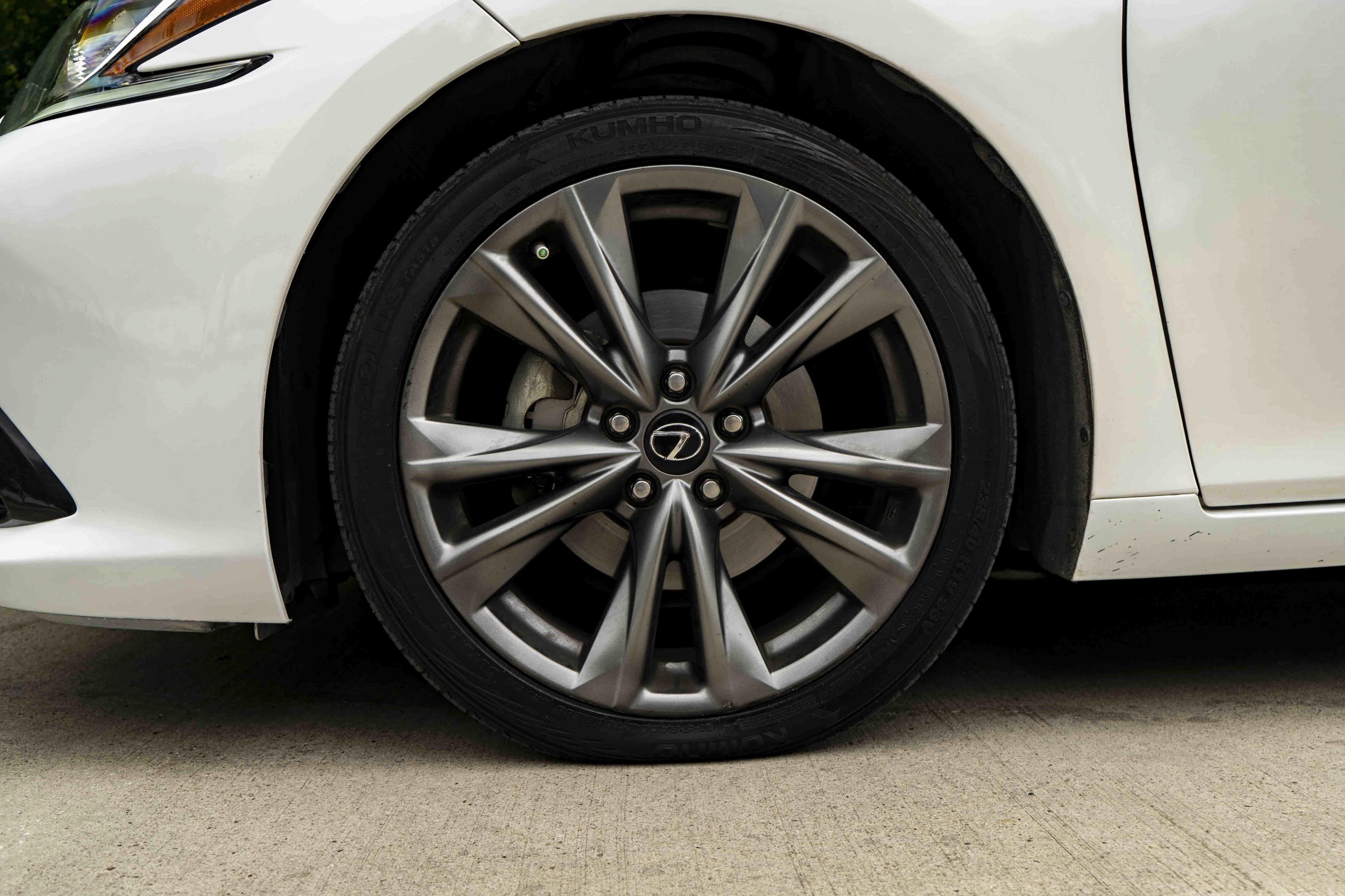 Used 2021 Lexus ES 350 F Sport w/ Accessory Package FWD image 13