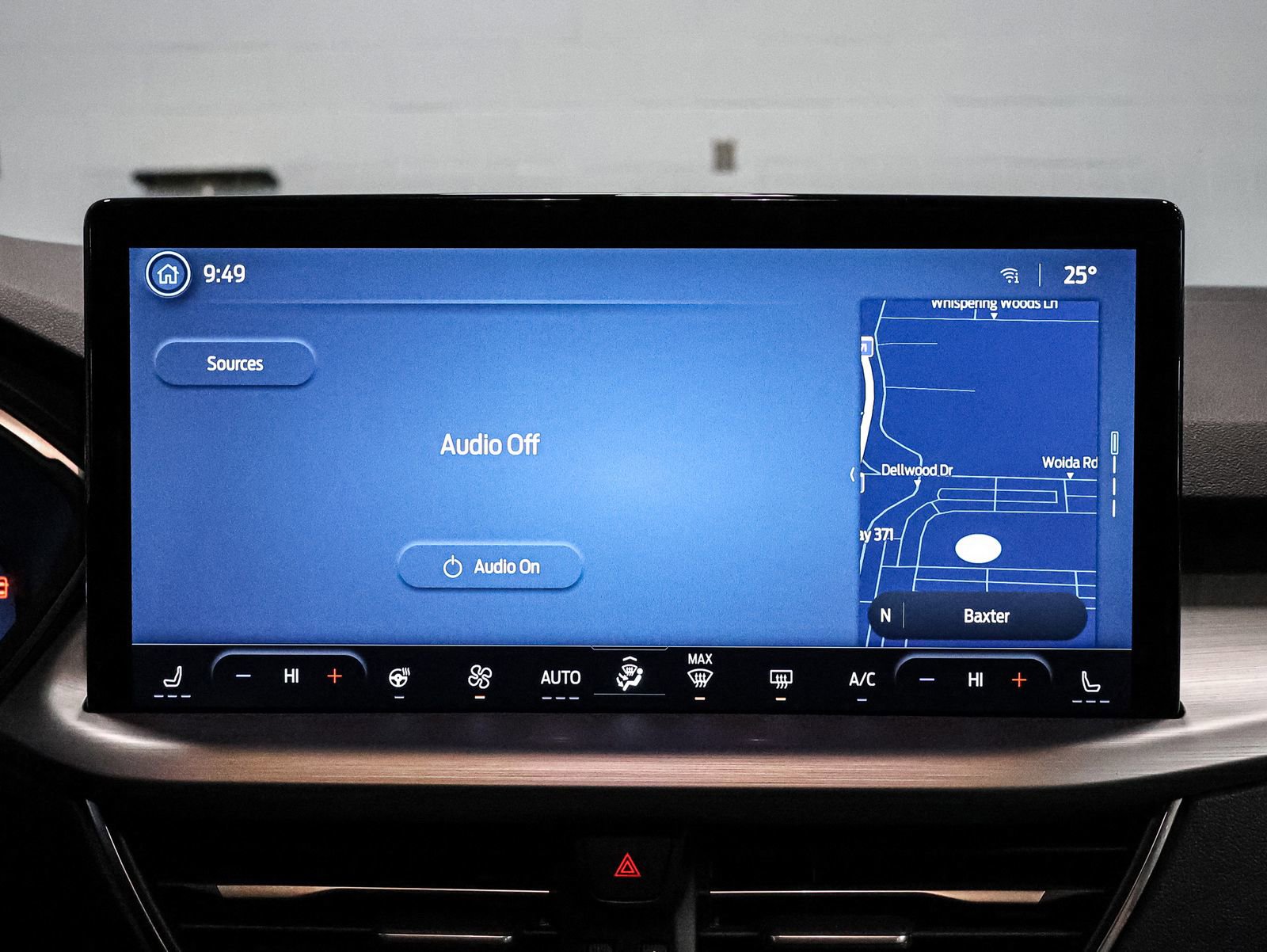 Certified 2022 Ford Edge SEL w/ Convenience Package image 25