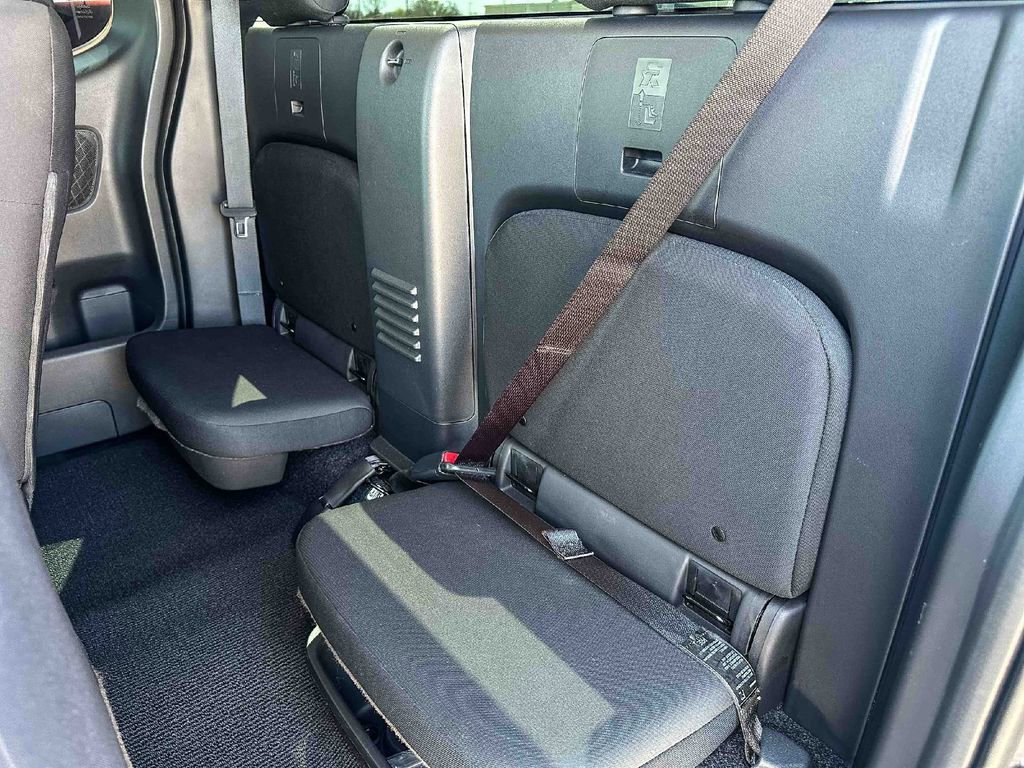 Used 2024 Nissan Frontier S image 16