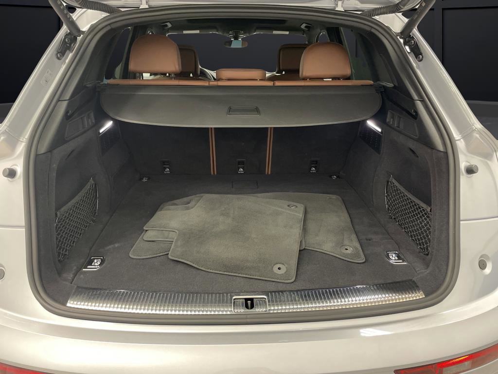 Used 2024 Audi Q5 e Premium Plus w/ Premium Plus Package image 15