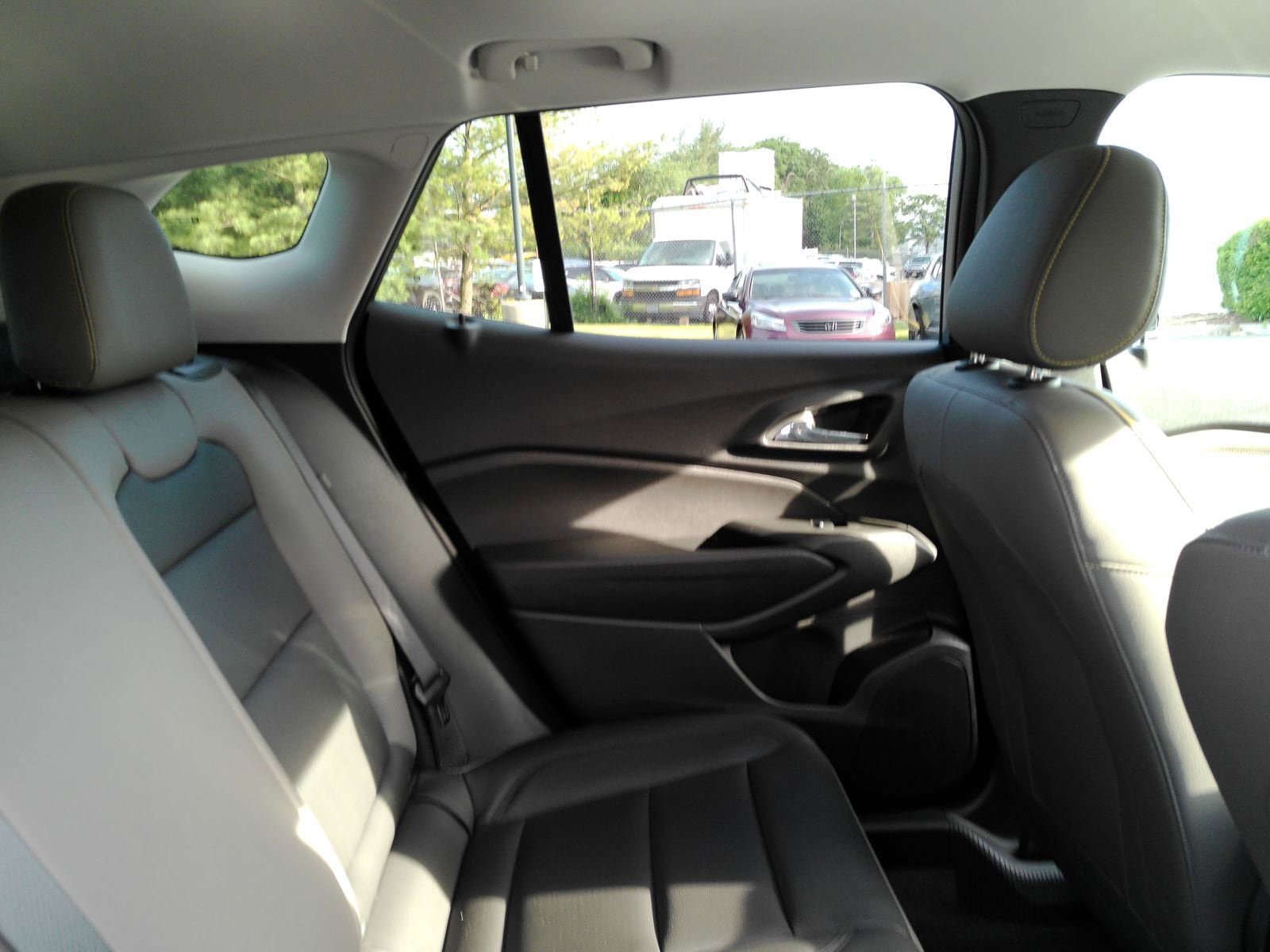 Certified 2025 Chevrolet Trax ACTIV w/ Sunroof Package FWD image 18