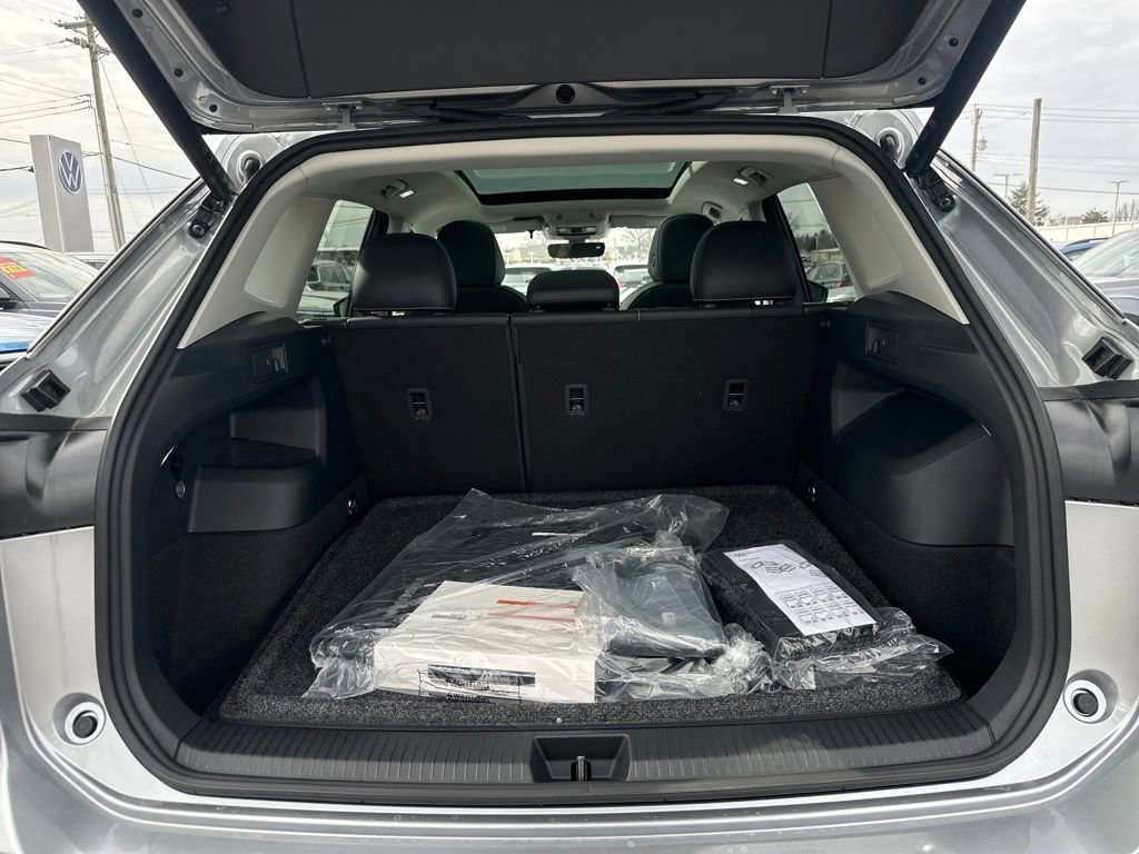 New 2026 Volkswagen Tiguan SE AWD/4WD image 29