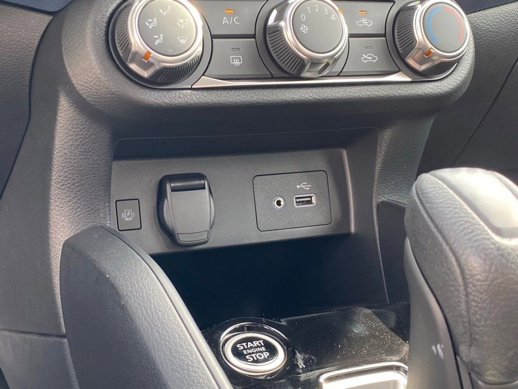 New 2025 Nissan Versa SV w/ Trunk Package image 26