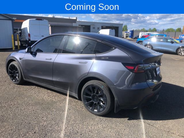 Used 2023 Tesla Model Y Long Range AWD/4WD image 3