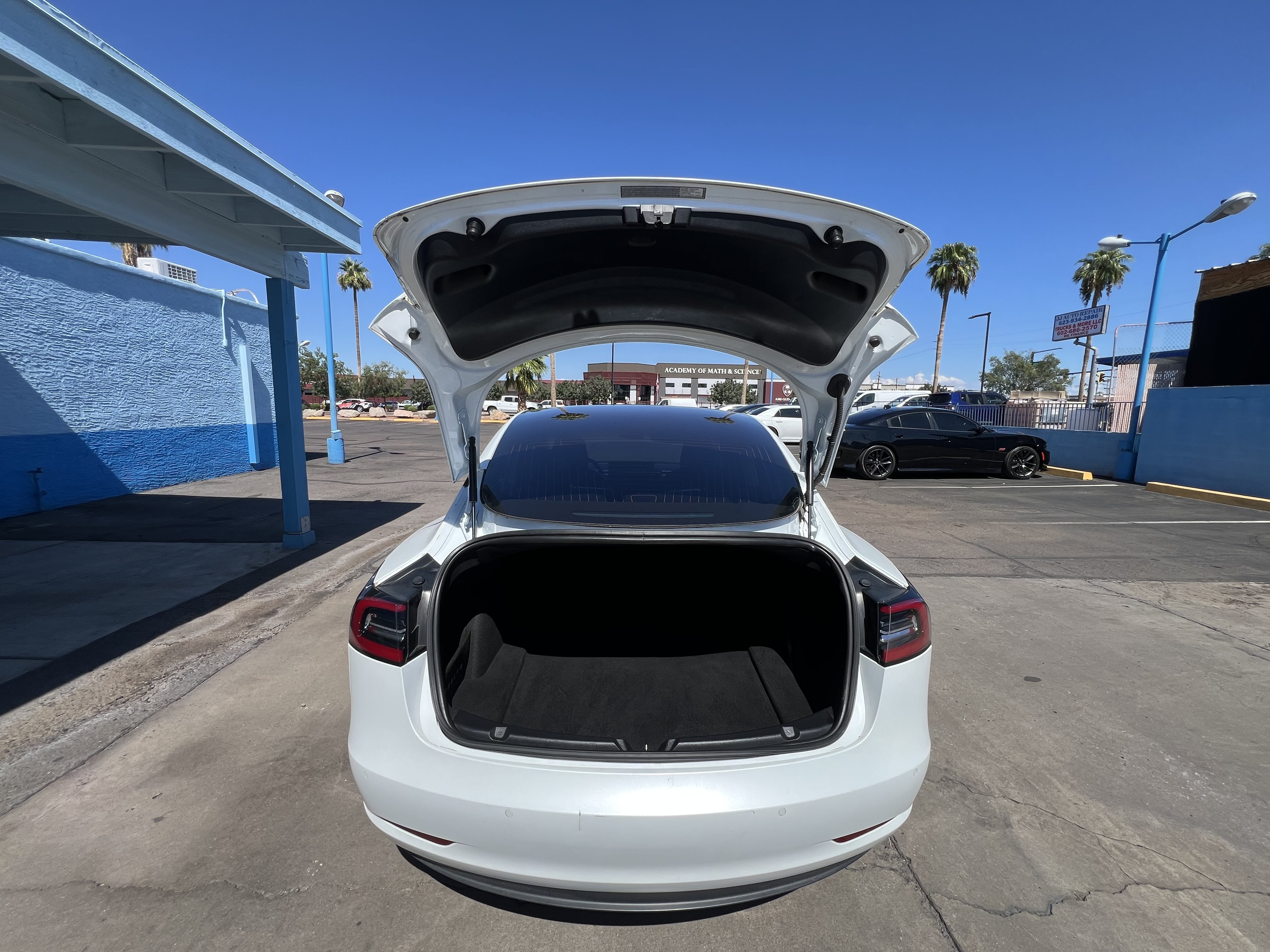 Used 2018 Tesla Model 3 Long Range AWD/4WD image 5