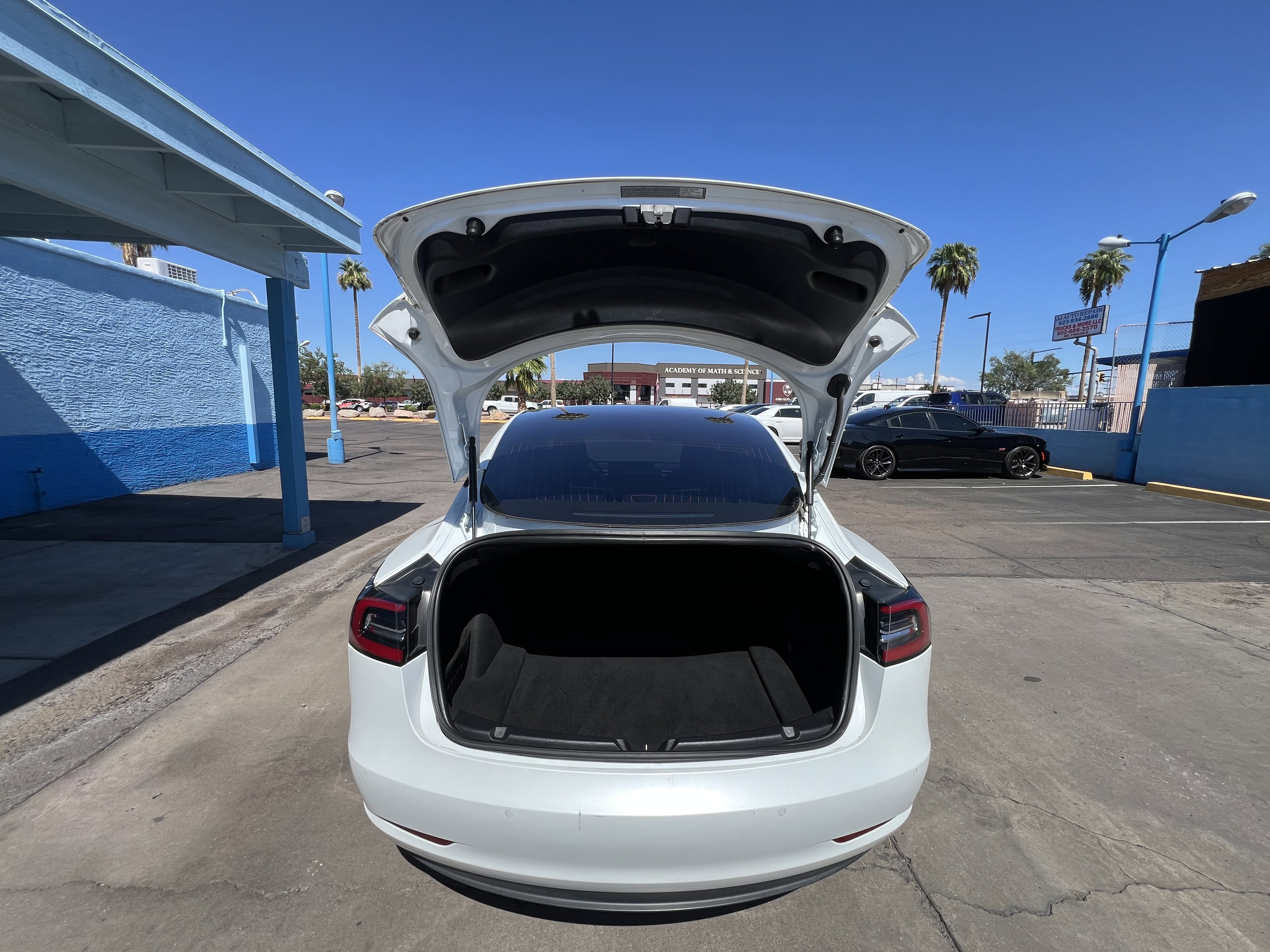 Used 2018 Tesla Model 3 Long Range image 5