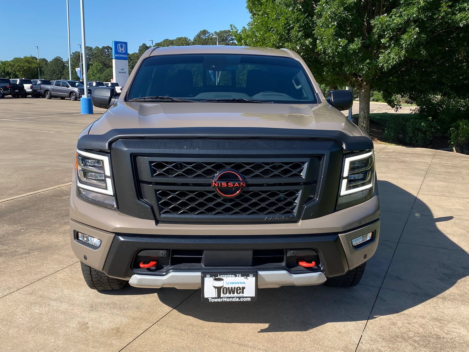 Used 2023 Nissan Titan PRO-4X w/ Pro-4x Utility Package AWD/4WD video 2