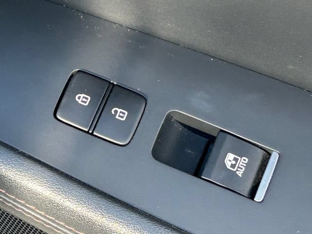 Used 2018 Genesis G80 3.3T Sport AWD/4WD image 35