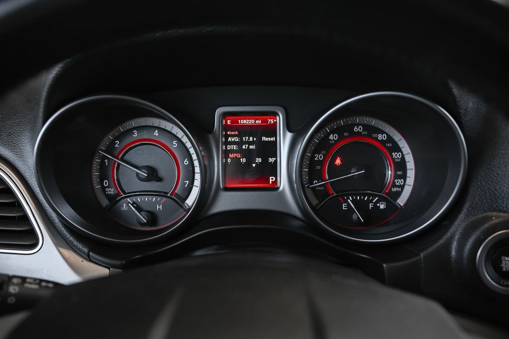 Used 2018 Dodge Journey Crossroad FWD image 26