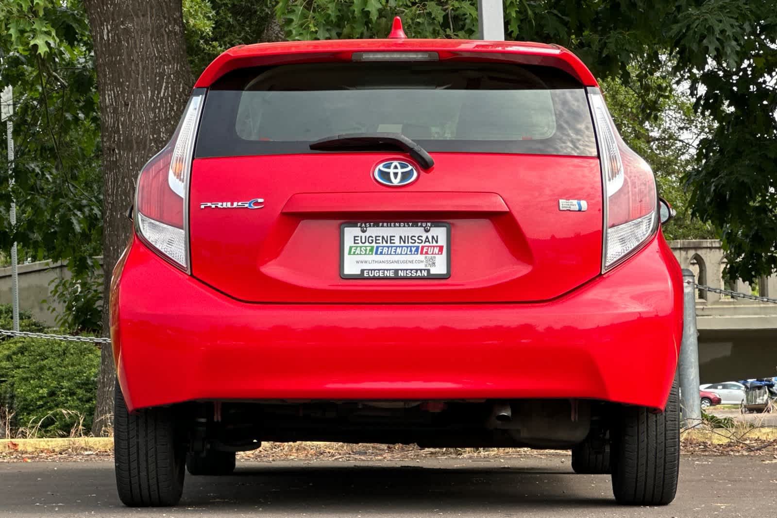 Used 2016 Toyota Prius C Two FWD image 7