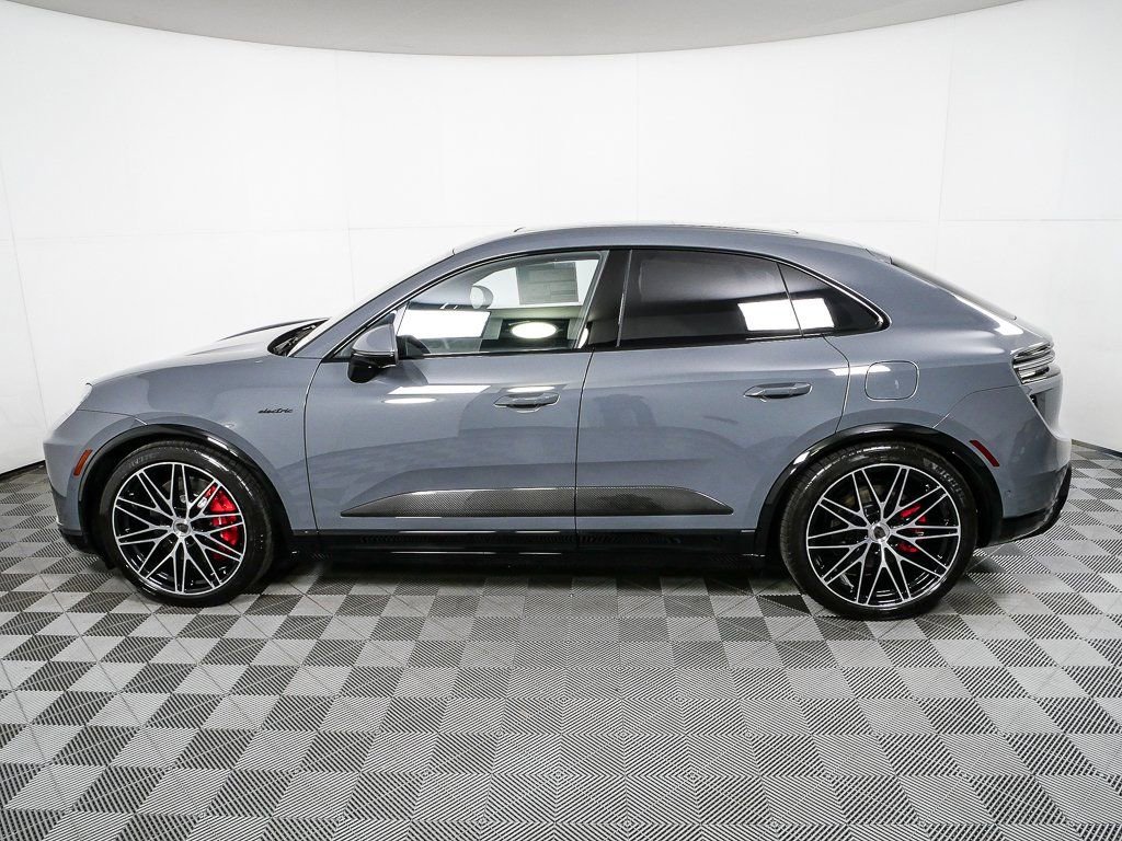 Used 2025 Porsche Macan Turbo Electric image 2