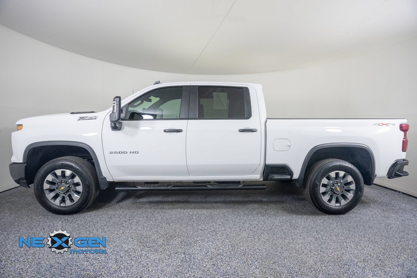 Used 2025 Chevrolet Silverado 2500 Custom w/ Custom Value Package AWD/4WD image 26