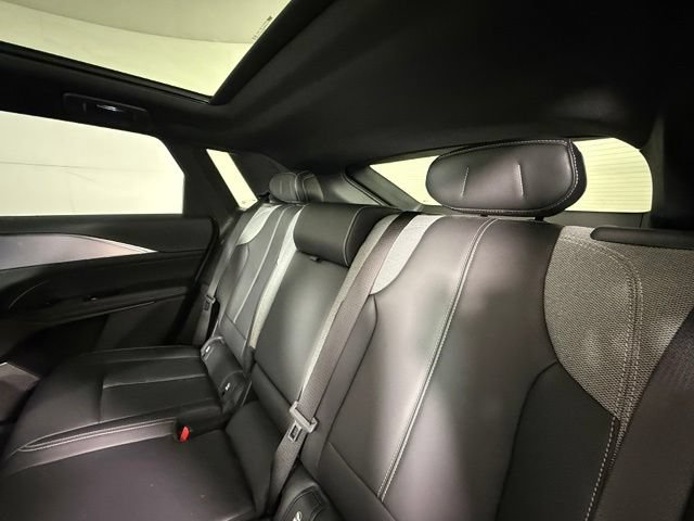 Used 2024 Cadillac Lyriq Tech RWD image 23