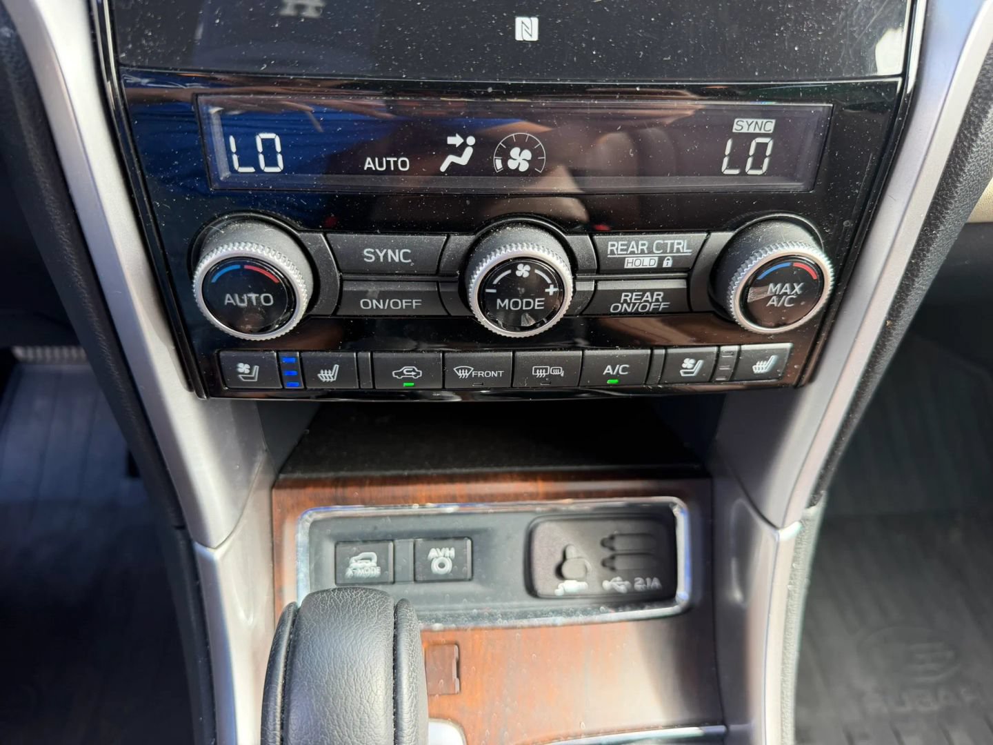 Used 2020 Subaru Ascent Touring w/ Popular Package #2 AWD/4WD image 34