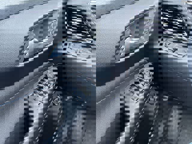 Used 2026 Buick Envista Sport Touring w/ Convenience II Package FWD image 38