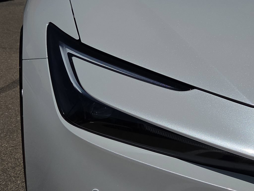 New 2027 Toyota Prius Plug-In Hybrid FWD image 8