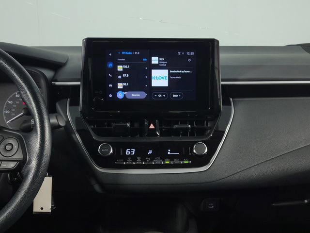Used 2025 Toyota Corolla LE FWD image 22