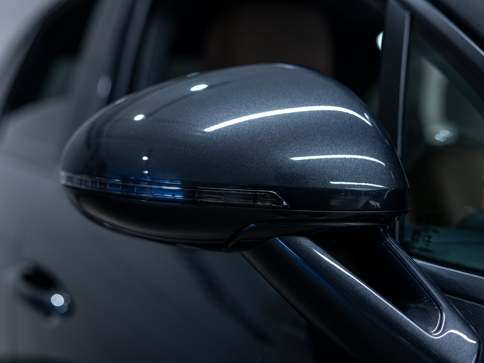 Certified 2023 Porsche Macan AWD/4WD image 15
