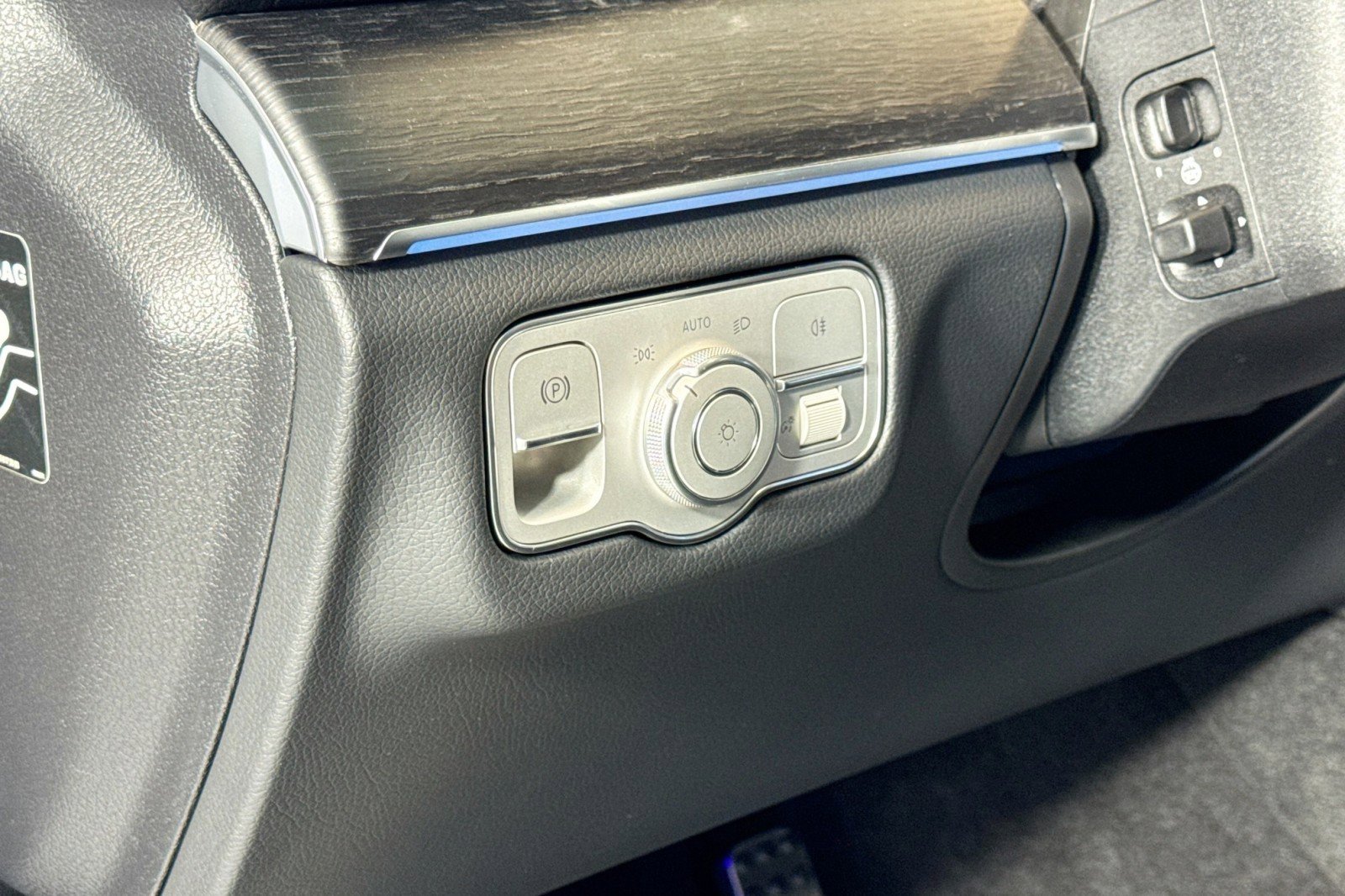 New 2026 Mercedes-Benz GLS 580 4MATIC image 10