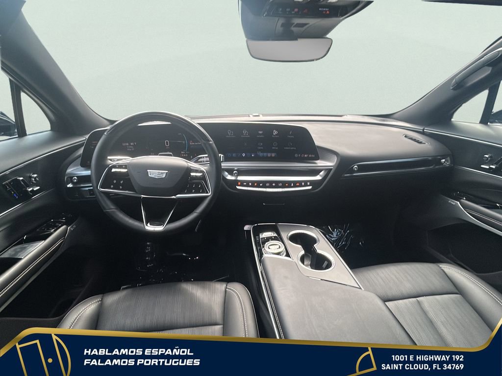 Certified 2025 Cadillac Lyriq Luxury w/ LPO, Floor Liner Package AWD/4WD image 24