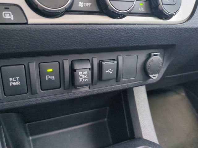 Used 2023 Toyota Tacoma SR5 AWD/4WD image 25