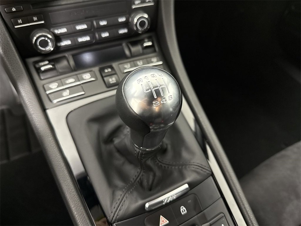 Certified 2021 Porsche 718 Boxster Spyder image 31