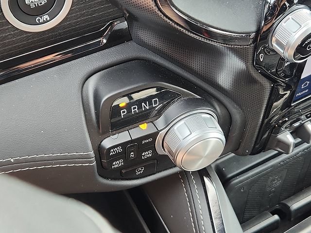 Used 2024 RAM 1500 Limited AWD/4WD image 9