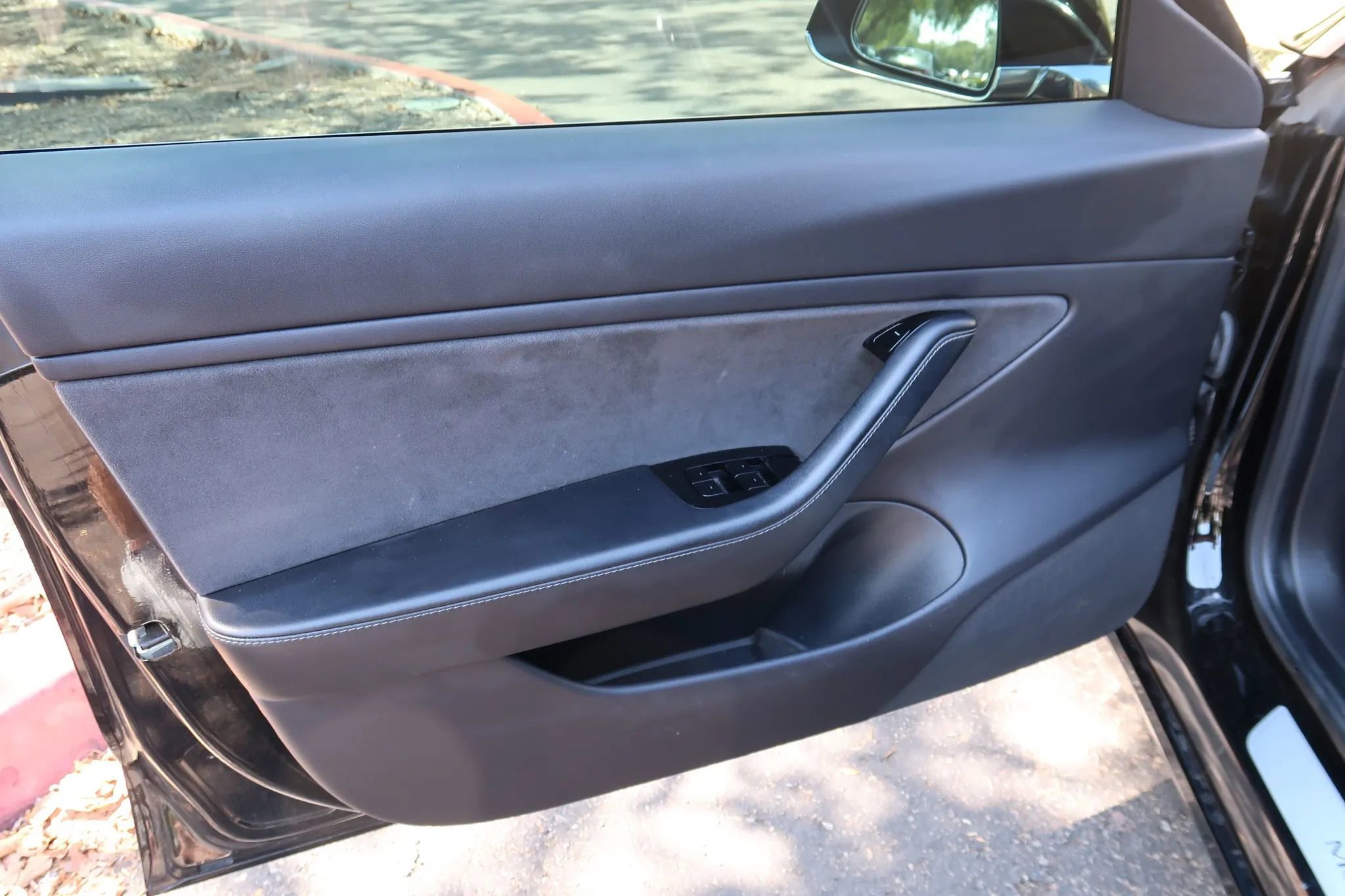 Used 2019 Tesla Model 3 Standard Range Plus image 15