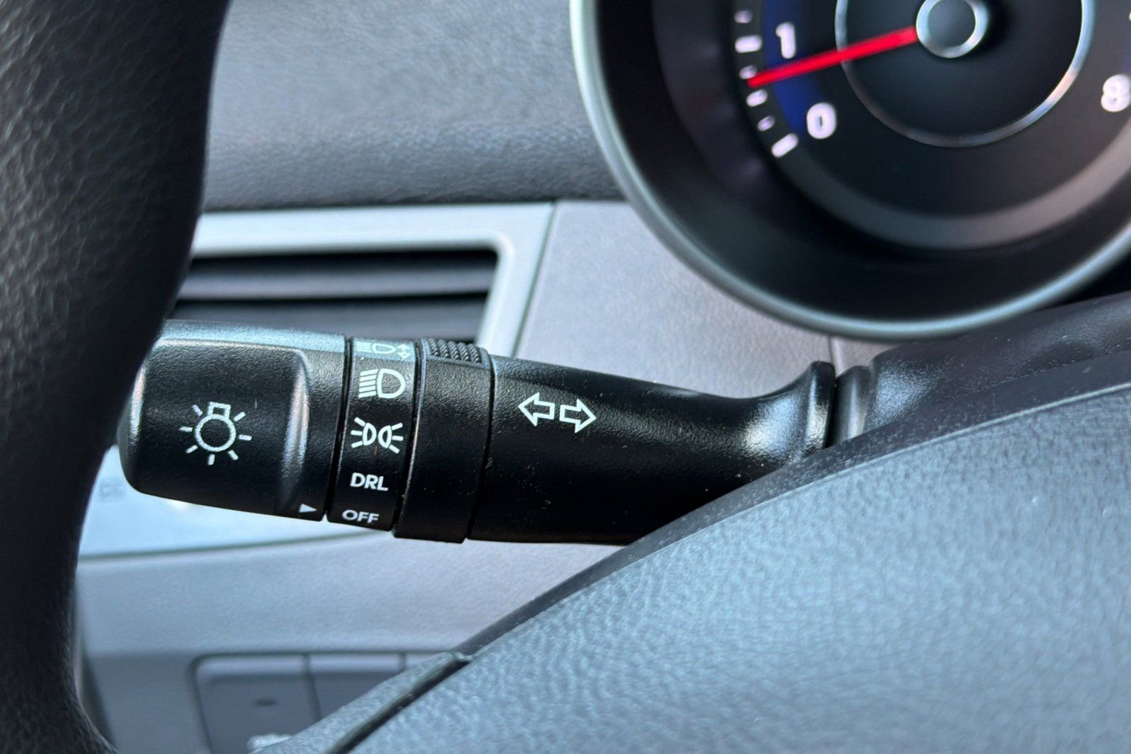 Used 2016 Hyundai Elantra SE FWD image 28