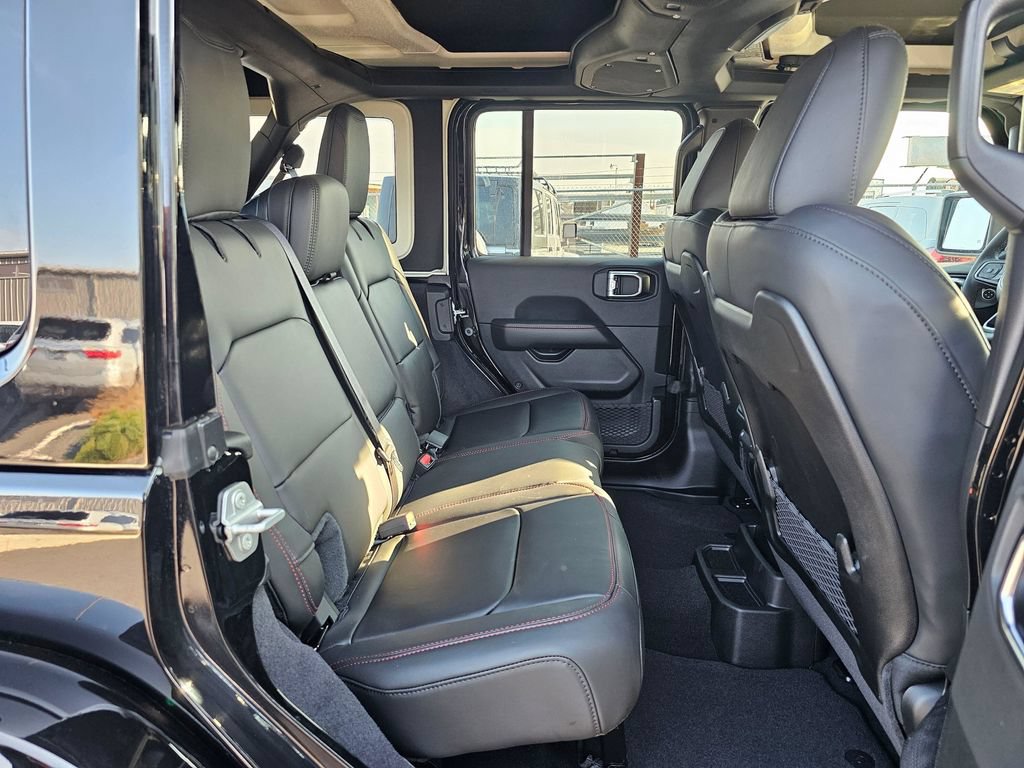 New 2025 Jeep Wrangler Unlimited Rubicon AWD/4WD image 14