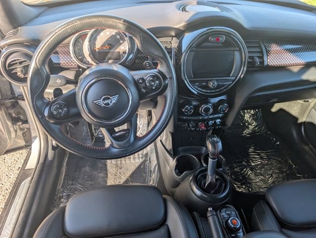 Used 2019 MINI Cooper S image 9