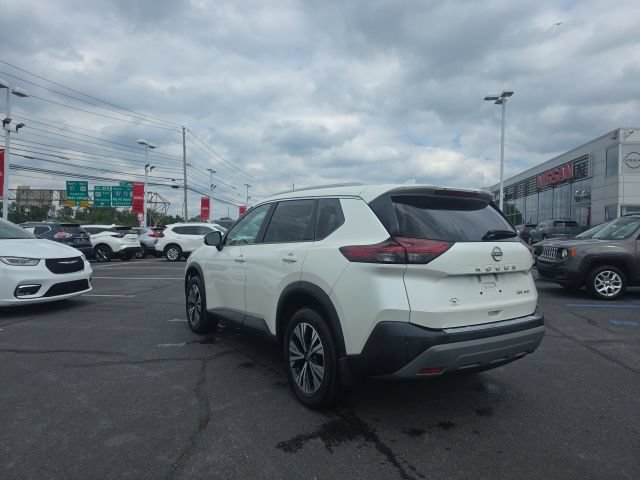 Certified 2023 Nissan Rogue SV w/ SV Premium B Package AWD/4WD image 7