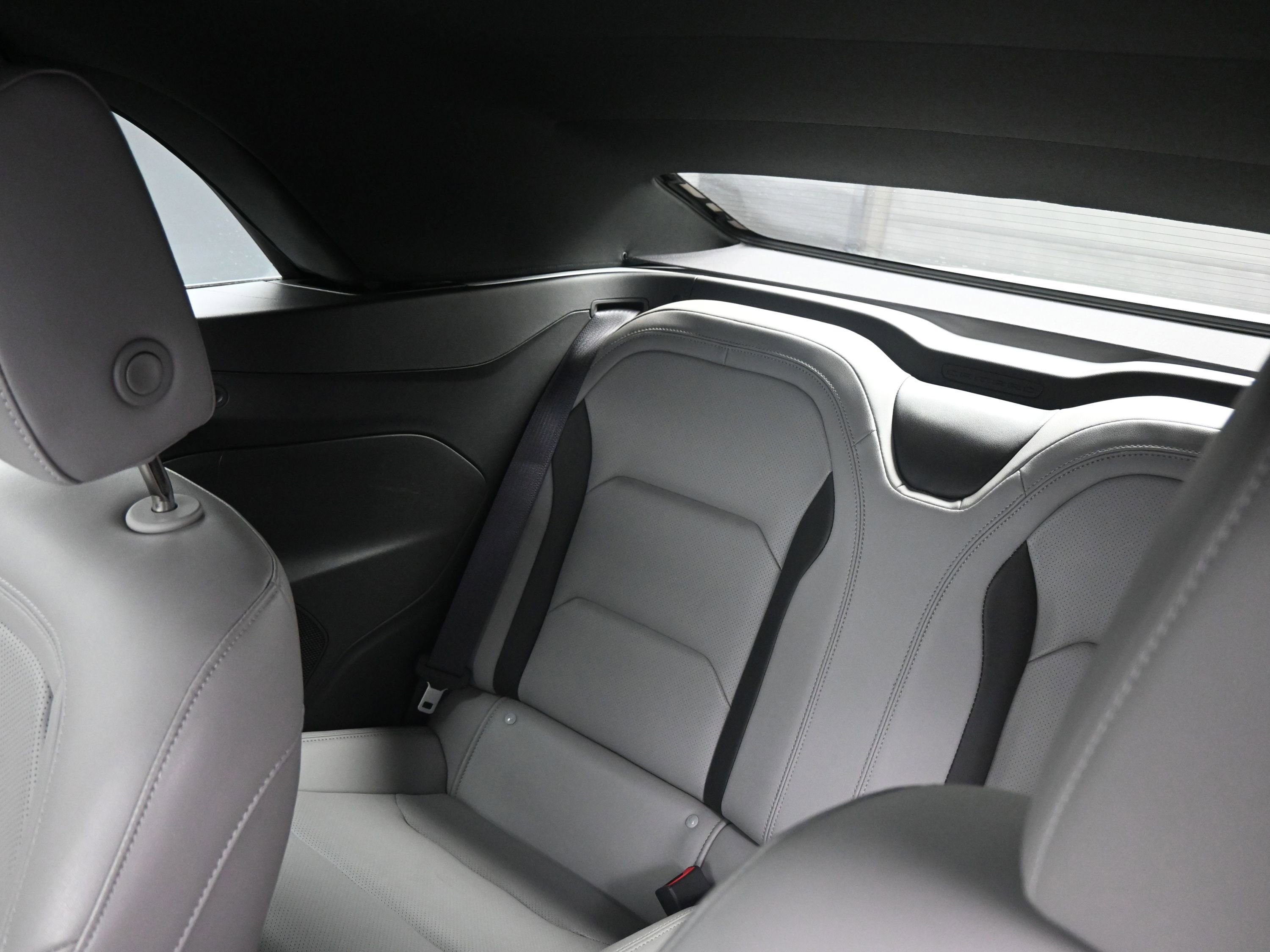 Used 2016 Chevrolet Camaro SS image 17