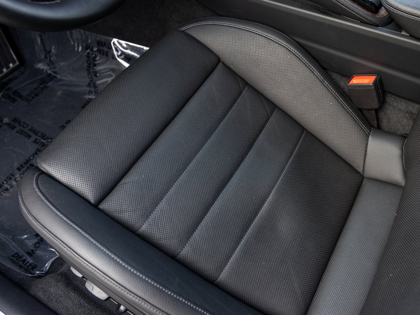 Used 2024 Porsche Panamera 4 image 26