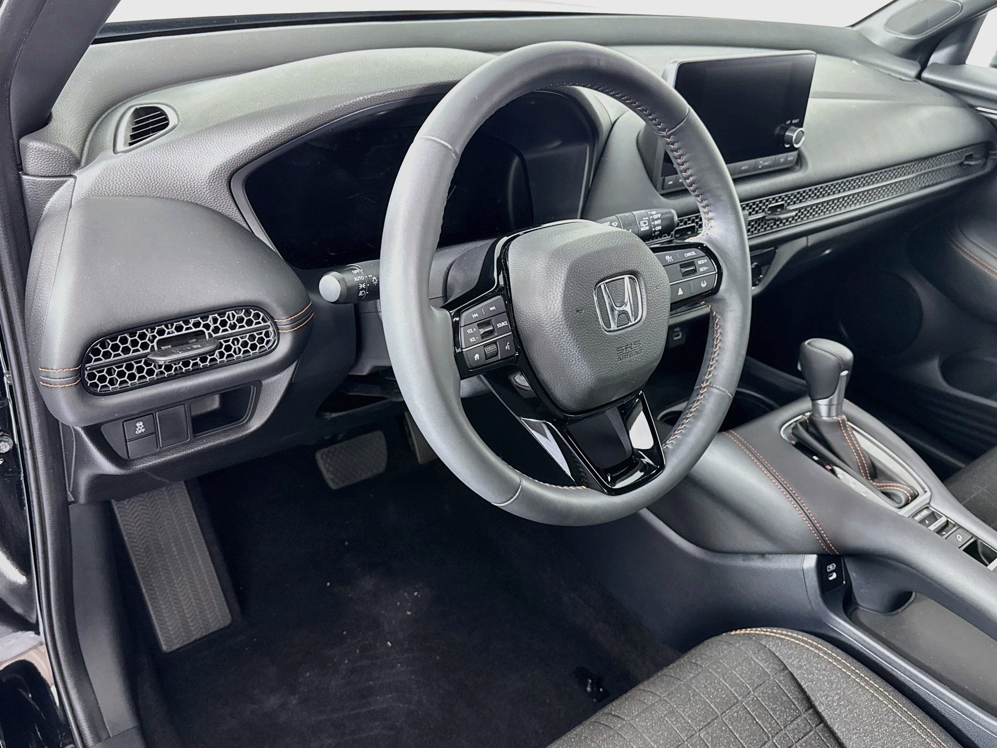 Certified 2024 Honda HR-V Sport image 9