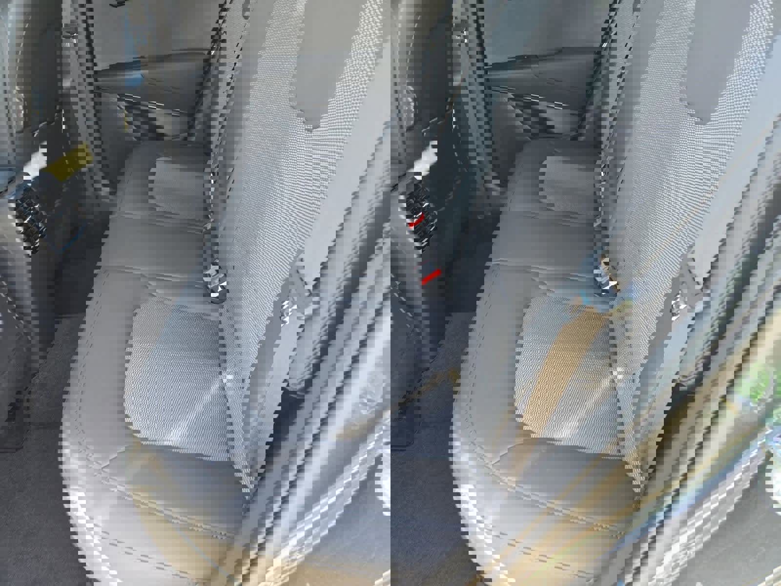 Certified 2023 Kia Niro EX image 18