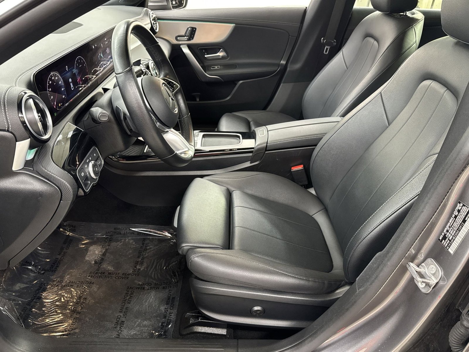 Used 2025 Mercedes-Benz CLA 250 4MATIC image 2