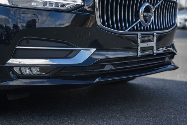 Used 2020 Volvo S90 T6 Inscription image 13