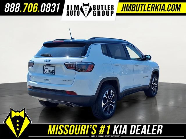 Used 2022 Jeep Compass Limited AWD/4WD image 19
