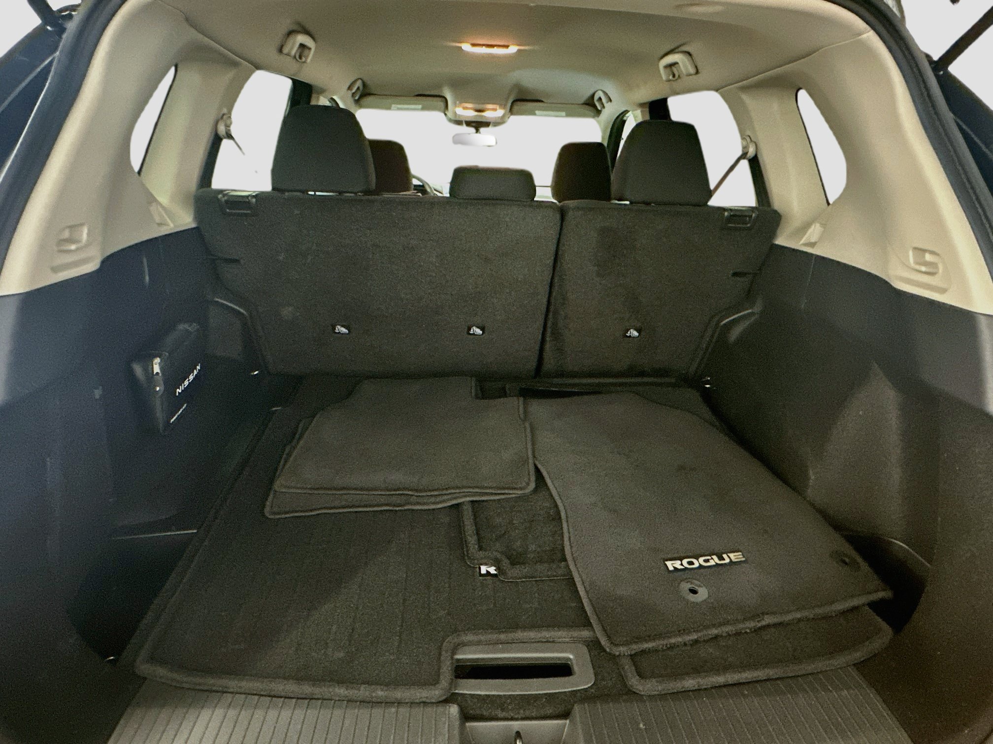 Used 2024 Nissan Rogue S AWD/4WD image 29