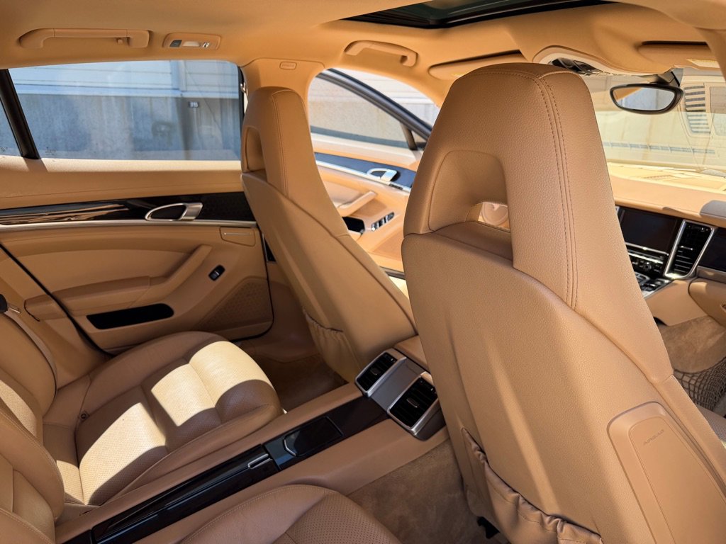 Used 2012 Porsche Panamera image 20